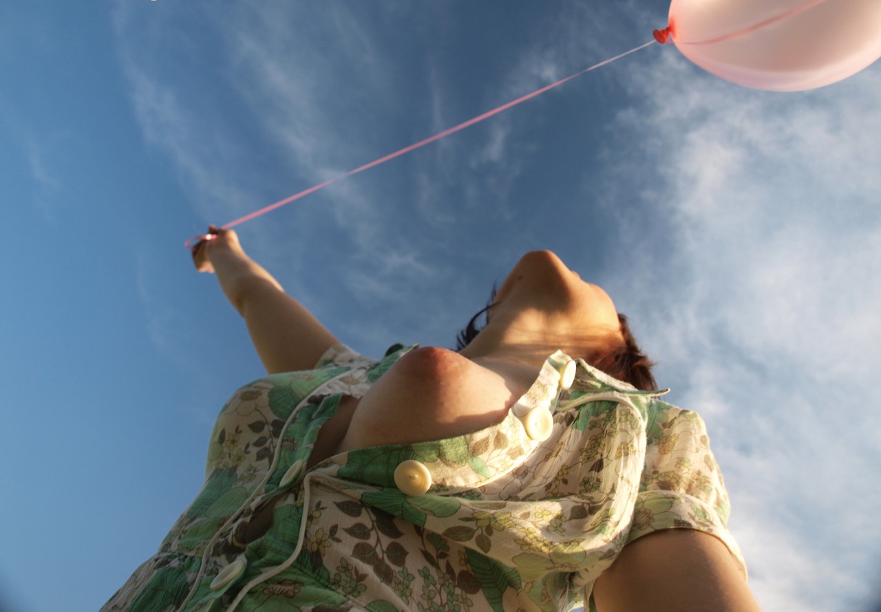 Сиськи как воздушные шары - порно фото
