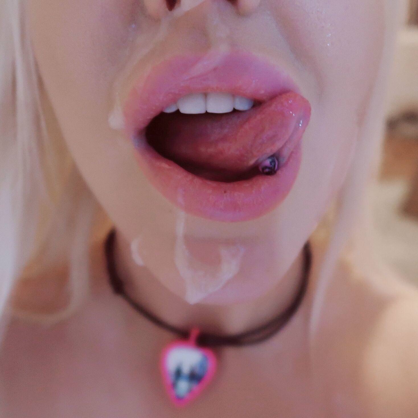 Slut Giving Head With Pierced Tongue