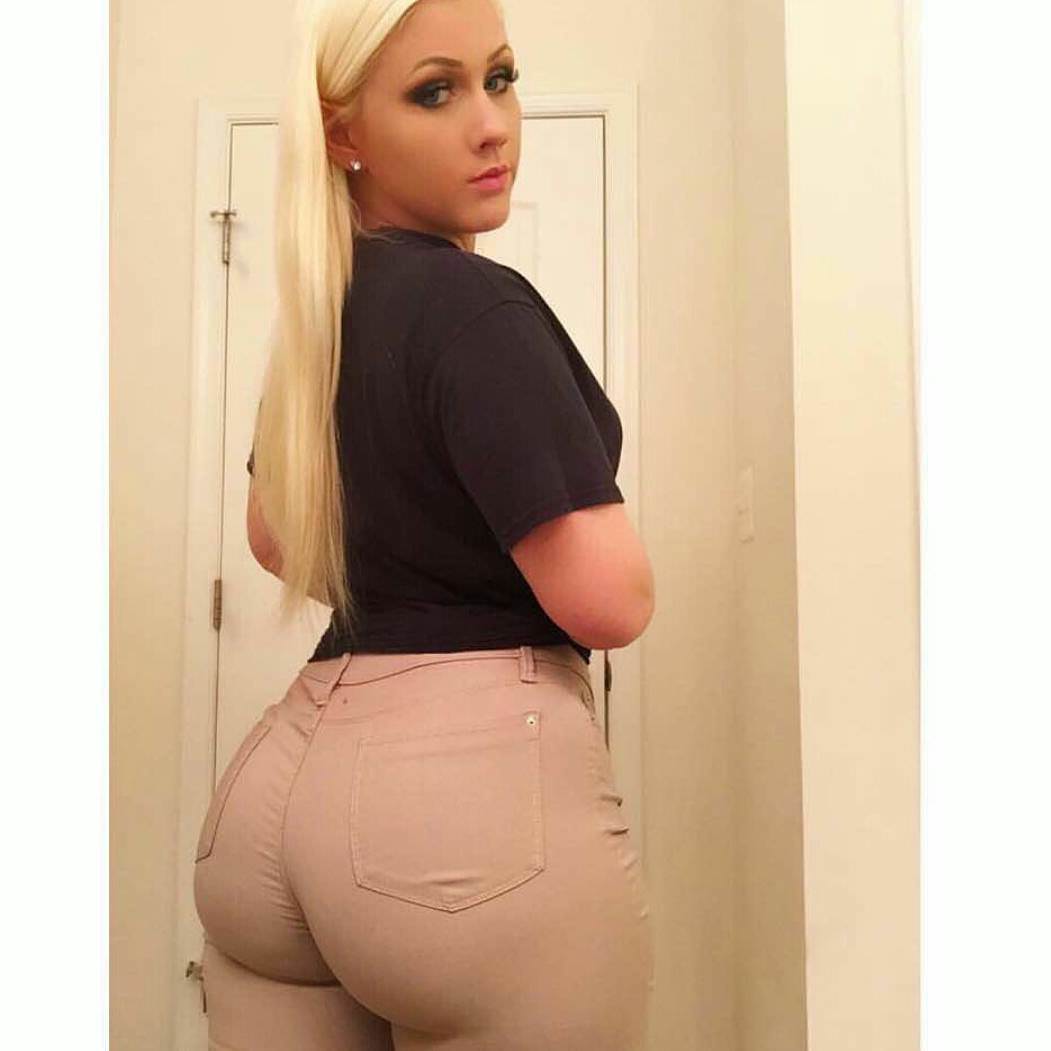 Blonde thick ass