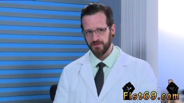 Naked anal fisting young boy gay twinks Brian Bonds heads to Dr. Strangeglove s office