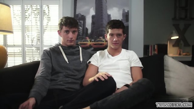 Hot twinks anal rimming with cum in ass