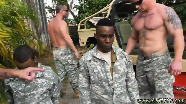 Military men toilet and gay hot army R&R, the Army69 way