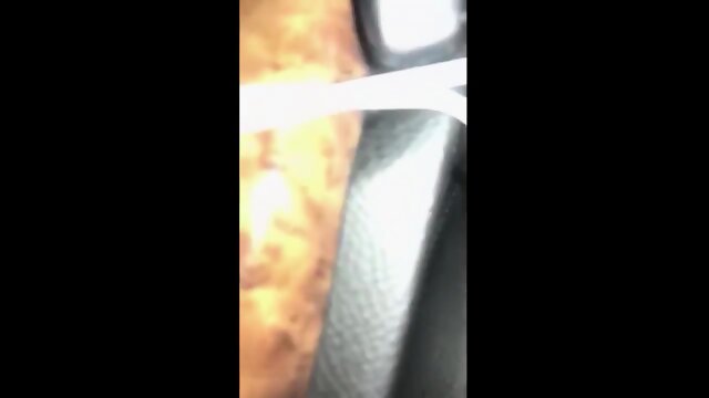 Homemade friend films tipsy couple fuck in car