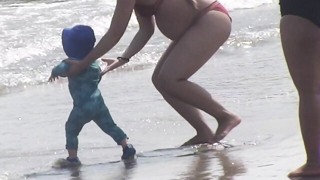 Beach girl video .233