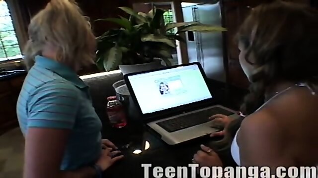 Lesbian topanga teens get naughty