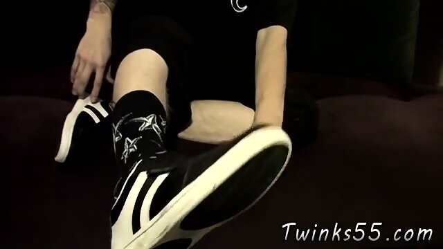 Gay boys nude sex Cummy Feet With Str8 Ian