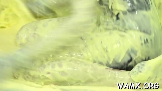 Amateur lesbian messy oral