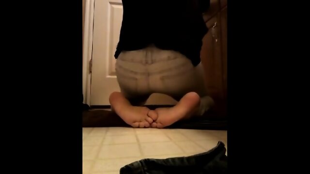 Me shaking my sissy ass