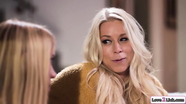 Lesbian stepmom licks petite stepdaughter cunt and they trib