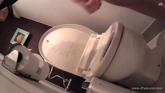 peeping japanese ol toilet.29