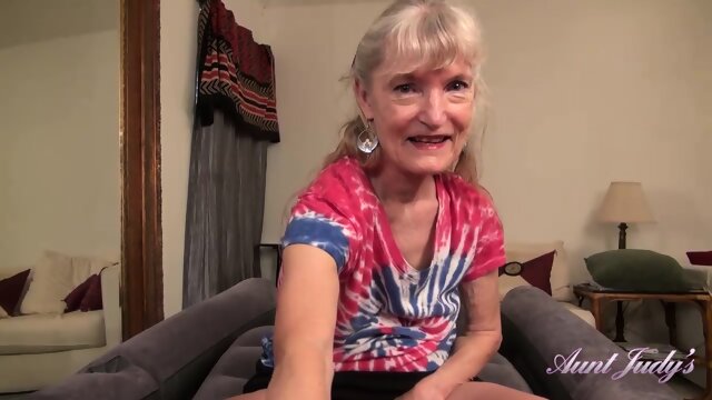Very Sexy Mother In Law Diane Fucking Well Hot Step-son