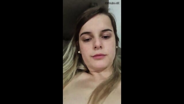 Cam girl fingering and blowjob