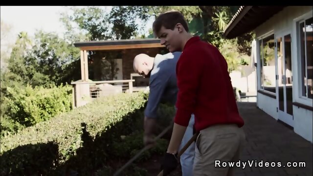 Muscle cowboy anal fucks spoiled twink at a ranch