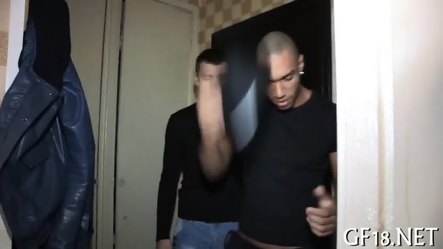Appreciating girlfriends cunt