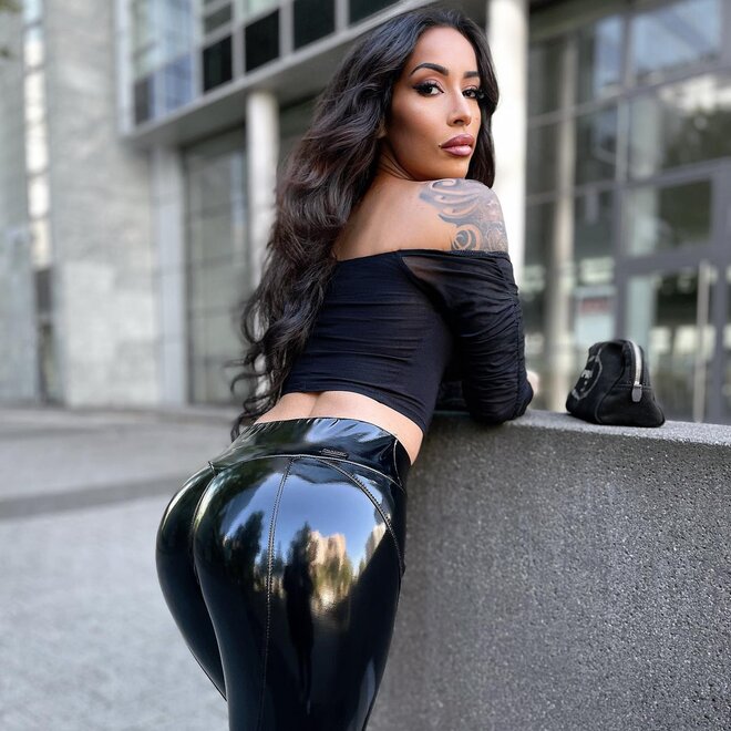 areenxs_1666713605_2956930495917805393_2210635238