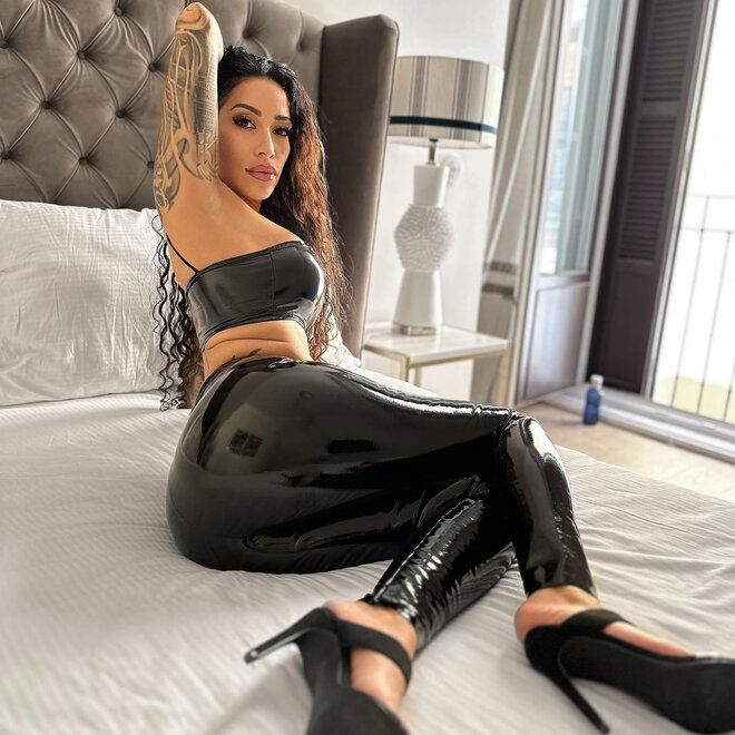 areenxs_1681833705_3083767088375943862_2210635238