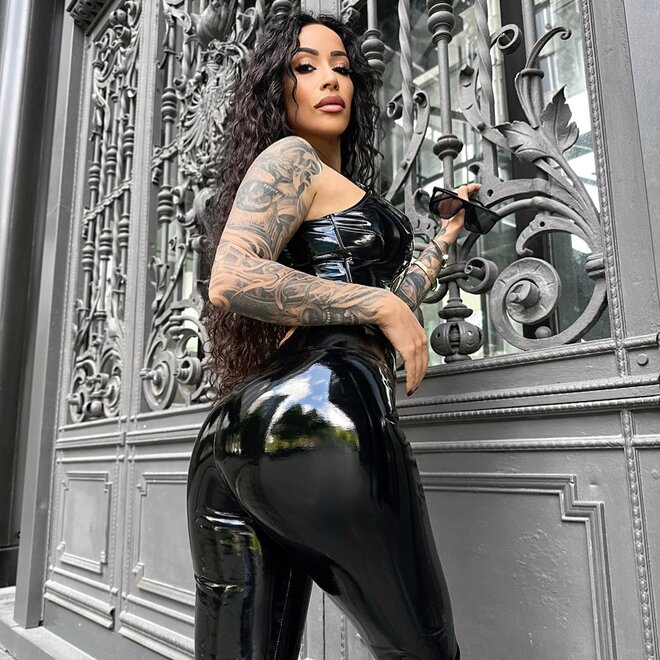 areenxs_1684857606_3109133408210639074_2210635238