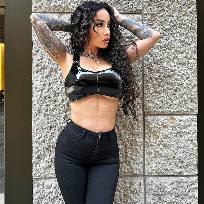 areenxs_1687449603_3130876654771072072_2210635238