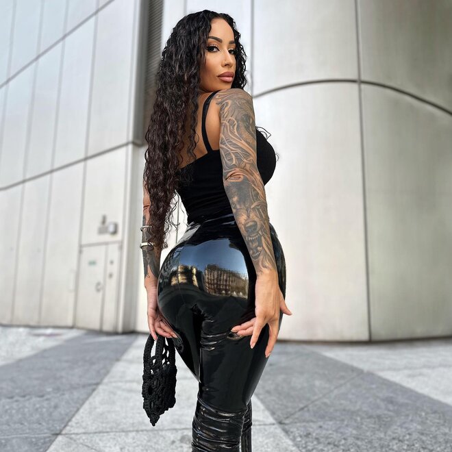 areenxs_1694966417_3193932264768587707_2210635238