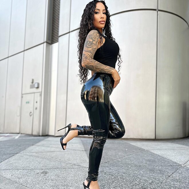 areenxs_1695139210_3195381758500791965_2210635238