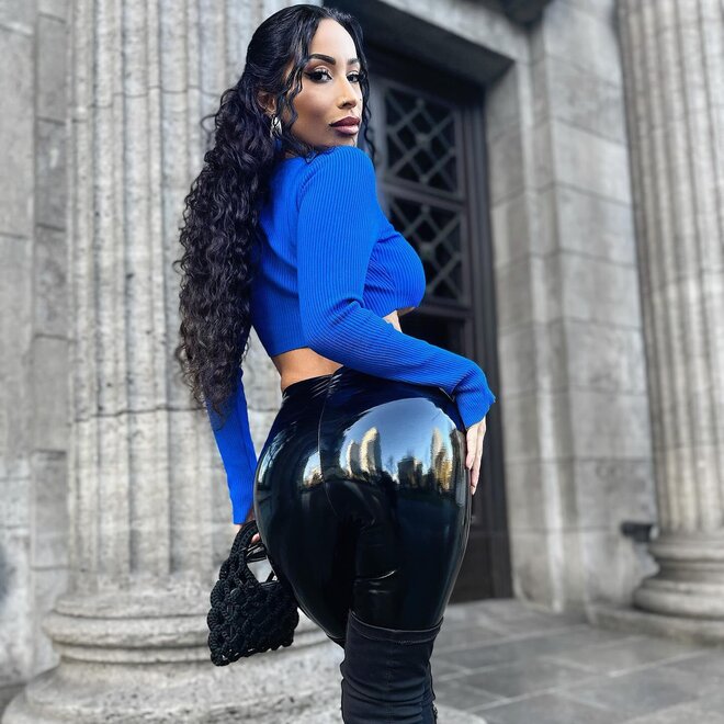 areenxs_1700586017_3241072883844483332_2210635238