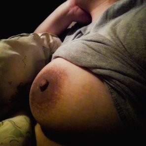 photo amateur IMAGE[image] Sneak a peek! My girl's massive titty in my face last night.