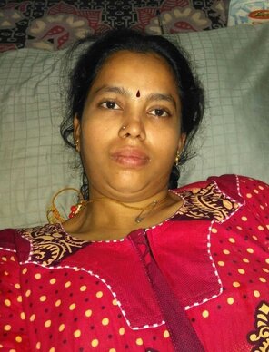 amateur photo Tamil-wife-open-nighty-boobs-and-pussy-pics-5-1