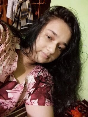 photo amateur Bengali-unmarried-sister-nude-photos-galore-1