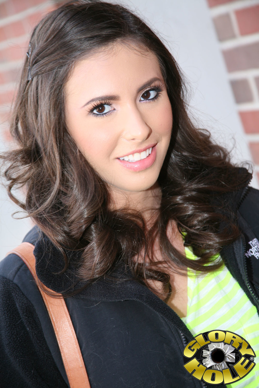 amateur photo CASEY CALVERT PIC543