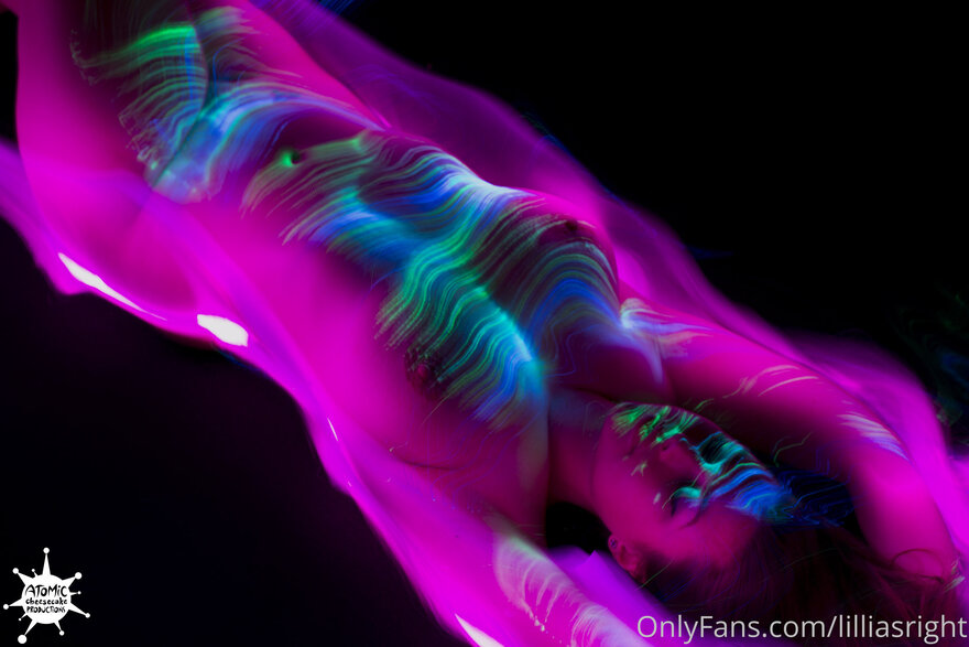 lilliasright-05-09-2020-90800850-How cool is this long exposure light phot