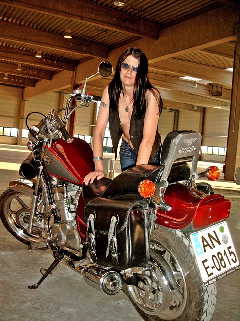 Anemone-Baiker Girl 16