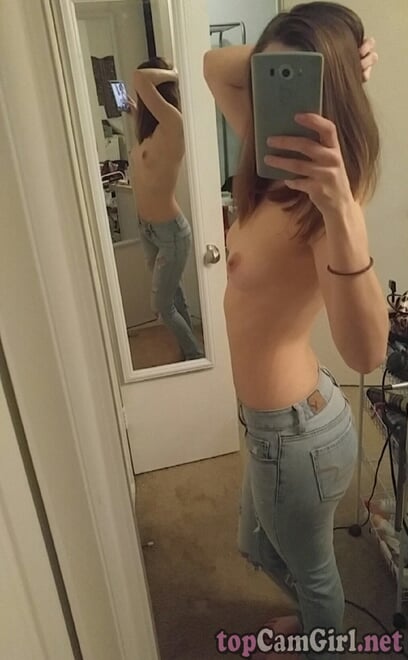 selfie-Love-the-fit-of-these-jeans