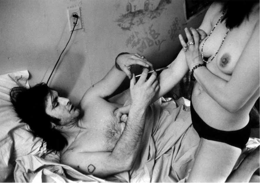 Drugs, youth and nudity captured through the lens of Larry Clark. 1970s