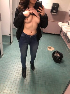 amateur pic Get to class early enough on Saturdays and you'll [f]ind the bathrooms empty :)