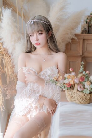 amateur-Foto Mixian Sama (过期米线线喵) - 凡尔赛公主 (1)