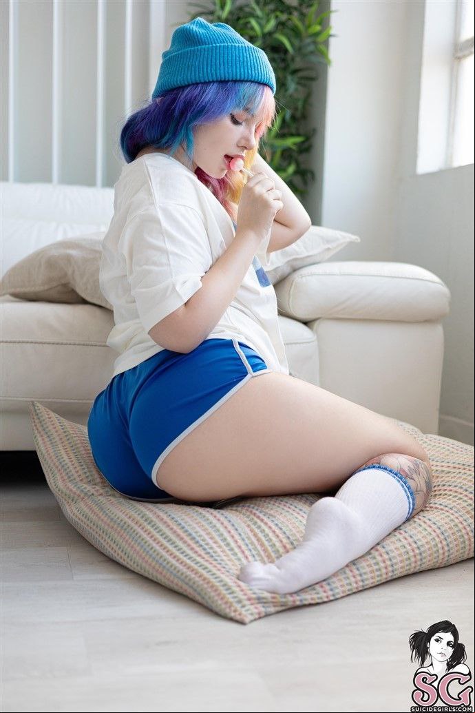 amateur photo 1000156142