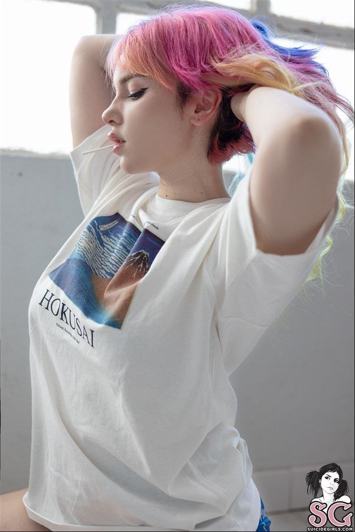 amateur photo 1000156129