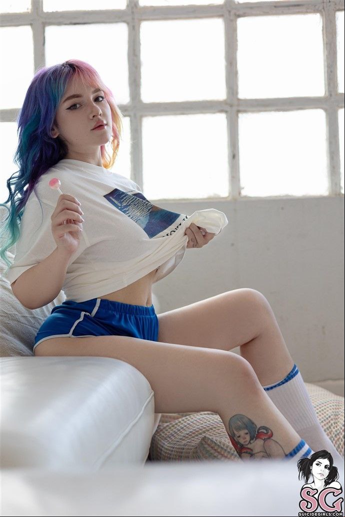 amateur photo 1000156137