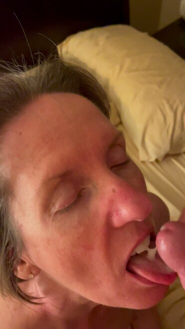 she loves the cock (24)