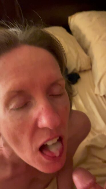 she loves the cock (29)