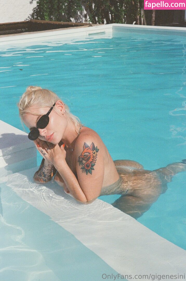 amateur photo 1000169200