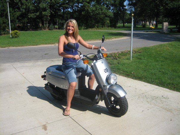 She can ride me like that Scooter Porn Pic - EPORNER
