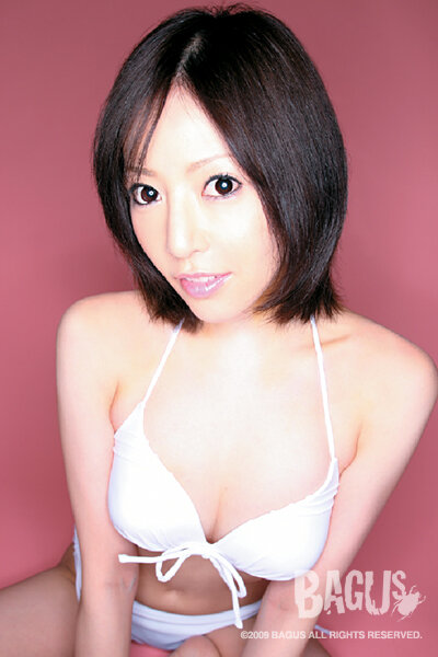 Erika Shiraishi-76 nude