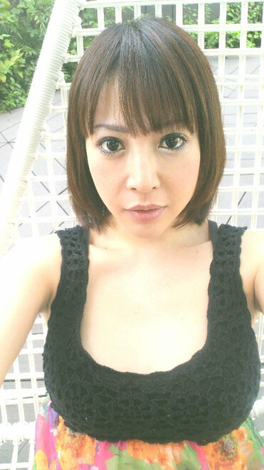 Erika Shiraishi-86 nude