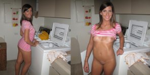 foto amatoriale Doing her laundry