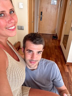 Shapely Lady Lyne – Fucked in a hotel room – 75 pics