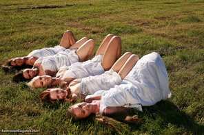 amateur photo Ariel Anderssen & Her Friends-Slavegirls - Happy New Year! 073