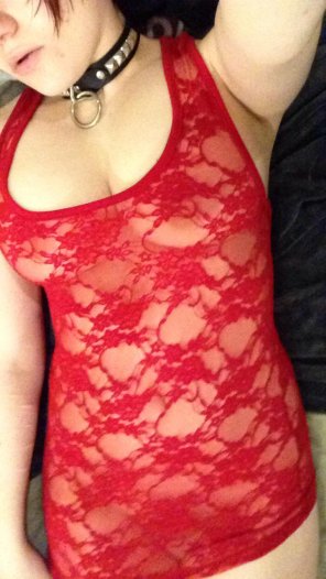 amateur pic Sheer Red Lace