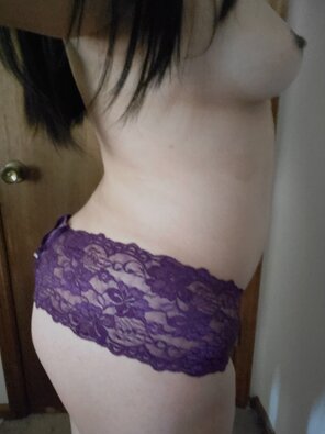 zdjęcie amatorskie Purple panties