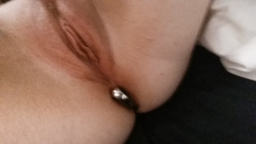 Somebody please [f]ill my other hole